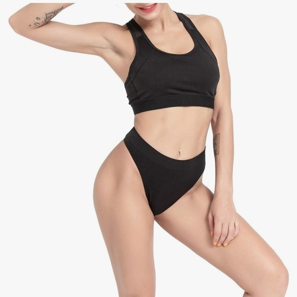 6 pack Seamless Moisture Wicking thong set size small - Picture 2 of 4